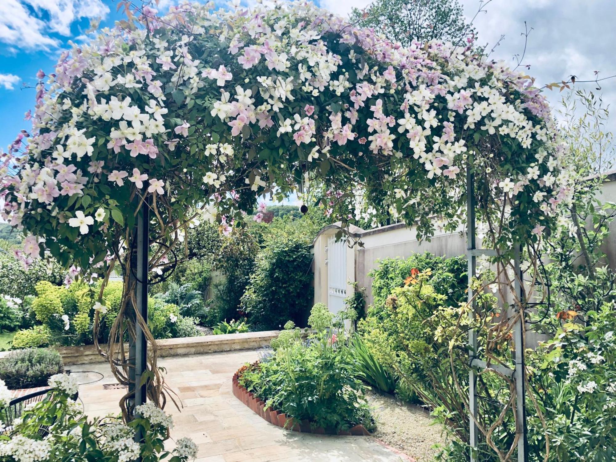Les Grands Jardins Lodge Giverny Exterior photo